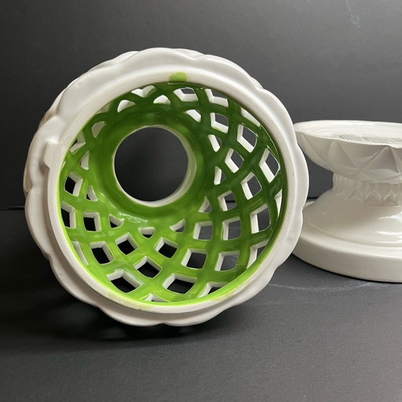 RARE 2011 BBW White Ceramic Pineapple 3 wick candle Luminary *NO BOX* - Picture 7 of 11